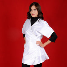 Cargar imagen en el visor de la galería, Bata de espera blanco tipo KIMONO blanco
